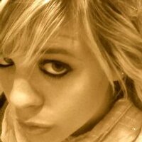 Claudia V.L (@claudia_vsw) Twitter profile photo