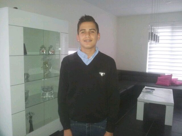 ™Birol Cetindas ♠ JanVanBrabant ♠ 1B ♠ Helmond ♠ App vraag via DM ♠