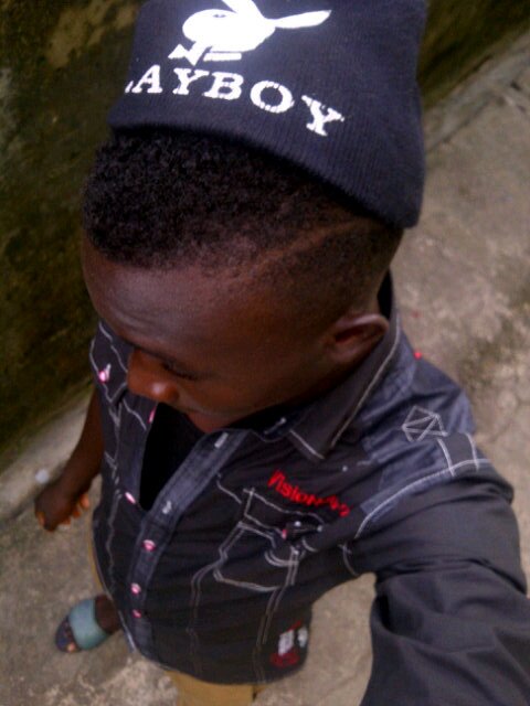 Beejblackprince is a nice  A̶̲̥̅πϑ cool guy lv to meet new people