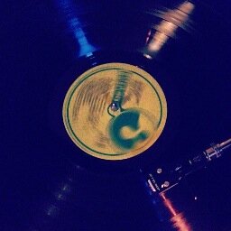 Winylmania's profile picture. muzycznie będzie ślicznie 🔜🎶🎷🥁🎺🎸🎻🎹🎧 fan winyli, więc raczej klasycznie rockowo