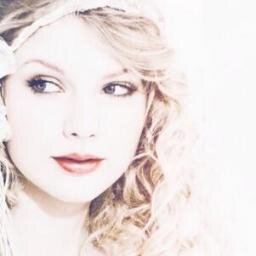follow @iadoreyoustill if you'd like but it's not required :)