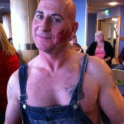 @TheXFactor contestant Mark Proud here, I follow back. Lives to be an entertainer & Yes, I am too sexy for my shirt. Follow my daughter @hollyproudtb #MarkProud