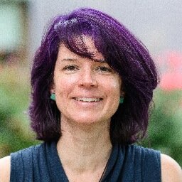 Former 5th grade teacher turned EdTech person and now HS English teacher too. Views are my own.