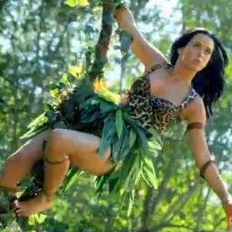 Singer  Your gonna hear me ROAR