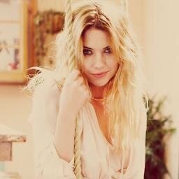 Don't be like the rest of them, darling x Private account of Ashley Benson. Don't believe don't follow. Love my fans more than anything ❤