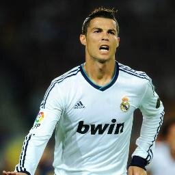 Soy el anticristo del call of duty señores no tengo miedo con una M8A1 en la mano.Competitivo y el futbol mi vida entera. CR7 EL MEJOR DE TODOS COÑO!