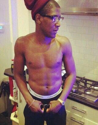 My names Alice and I love Labrinth #TeamLab #OddChild seen him 3/12/11 7/7/12 8/7/12 Labrinth retweeted :D Etta retweeted :D