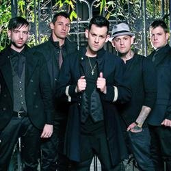 PTGC1's profile picture. I play bass in a band called Good Charlotte