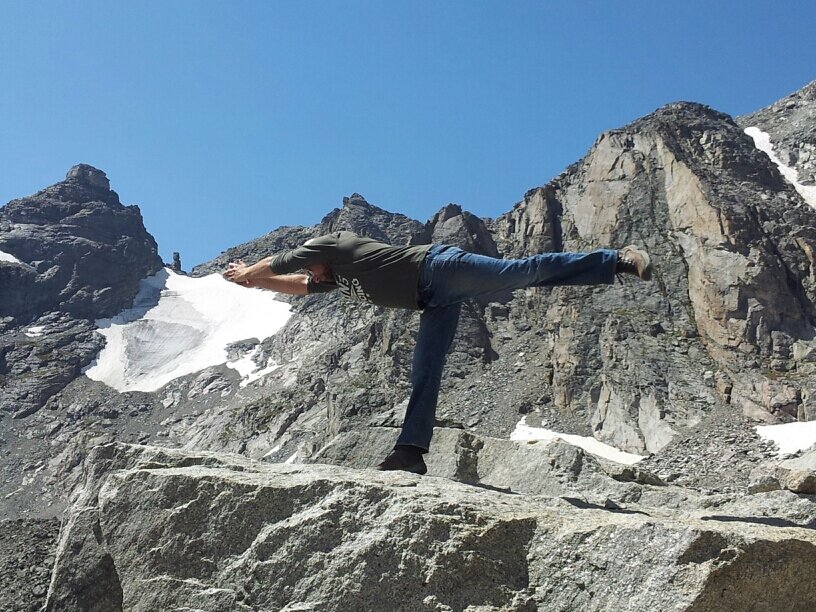 Steve is a Yoga Sports Coach at the University of Notre Dame. He is the owner of True Balance Yoga and has over 15,000 hours teaching experience.