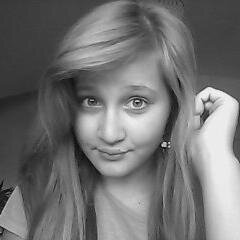 I'm #Polishdirectioner kochająca ŚPIEW i GŁOSY swoich chłopców. (1D) Śpiewa od małego ale nie jest jeszcze sławna ♡♡♡ POZDRO;* Poland