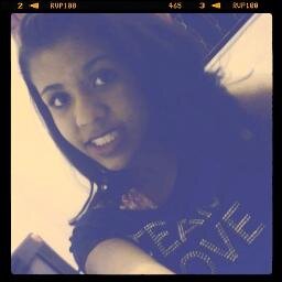 Pra que ler issuh?
Não é mais fácil me
seguir logoh?
Dai vuxê me conhece
pelos meus posts!
Não se preocupe, sempre estarei twittando! :P
