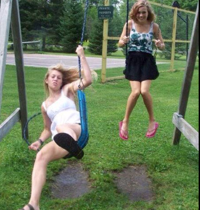 followbackjet's profile picture. 22. Málaga. Porque a TODOS nos gusta reirnos de la gente estupida, pidamos a dios que aumente el numero de las caidas de niñas pequeñas que se caen patinando.