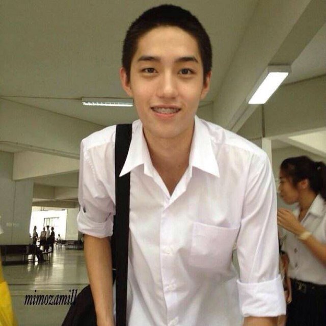❤ ทวิตนี้มีเพื่อ คนที่ชื่นชอบ ดารา หรือ คนหล่อ คนสวย ทุกรูปแบบจ้ะ ❤