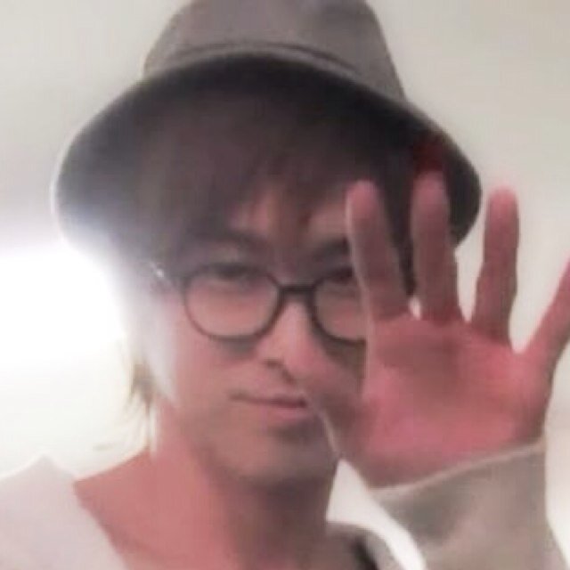 2人の東方神起を愛するユノペンです。やっとユノとチャンミンに巡り会えた今が人生の中で一番幸せです❤ほぼRTのみですが…時々つぶやいてます(◦♢◦) …無言RTお許しください。