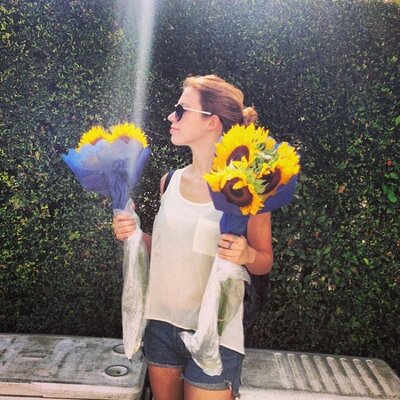 Profile Picture of Lauren Alexandra (@MisLaurenThomas) on Twitter