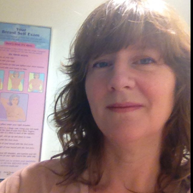 sukiparrish's profile picture. Health Prof, tech curious, geek adjacent, dubious of food trends and the Man