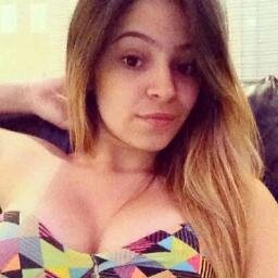 ♛ Durma com seus sonhos,suas vontades,seus pensamentos.♛ 
Acorde com a certeza de que vai realizar !