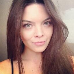 Ex-Slytherin. Princesa de Slytherin y envidiada por todas. ¿Sangre sucia? Pls bitch, dead. Sangre limpia y orgullosa. Irresistible y sexy. #HPotterRole