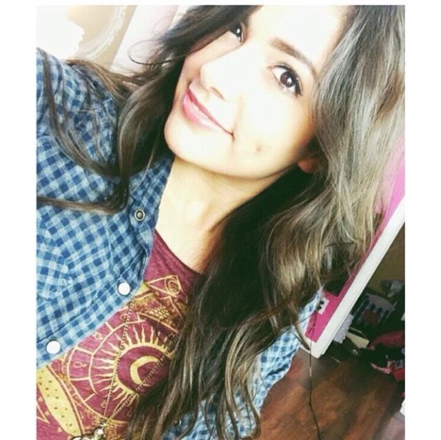 I LOVE Bethany i love bethany till the end ♥