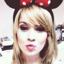 '' -  Cinco Estrelas ♥. '' @GirlsOficial ω