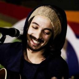 Twitfã dedicado ao @geerocha Guitarrista & Segunda VOZ da Banda Brasileira Nx Zero
http://t.co/dxSu3EkJ