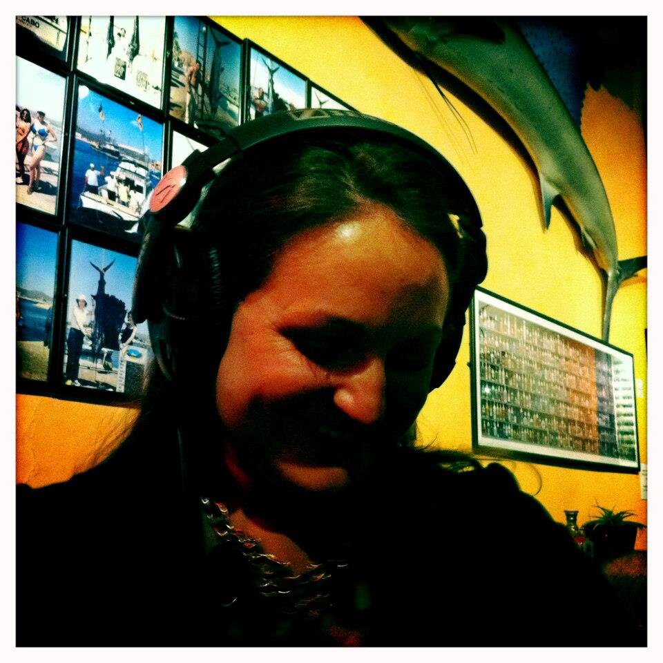 caru_j's profile picture. 