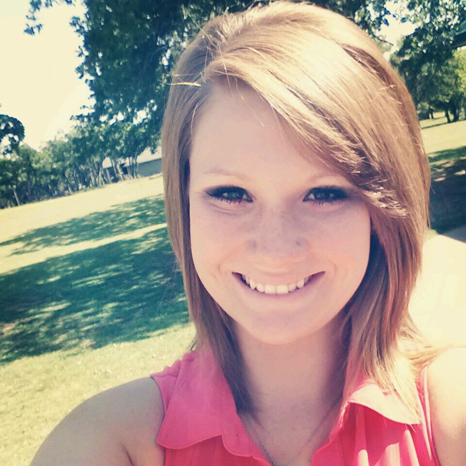 my name is Erica, I am a student at SWOSU! I'm spontaneous, qnd absolutely love to have fun♥
