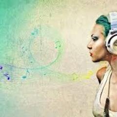Amo a musica..Sigo todos de volta 
@ClubeFollowBack