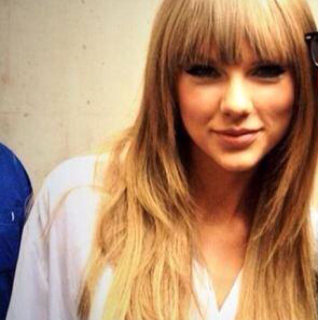 viciada em Taylor Swift e Toddynho   29/03/12