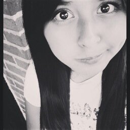 follow me and I follow back ∞ I like the music electronic, I LOVE IT AVICII. :3