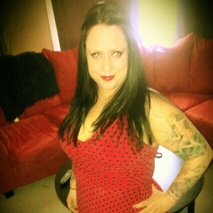 Hortobagyi77's profile picture. I dont drink coffe..its not my cup of tea. Hate watermelons, and other melons. Love loud music, good books, cooking, the word rad and turkey bacon.