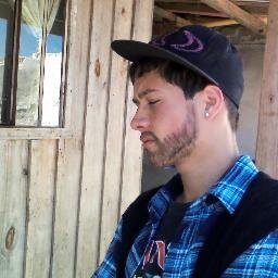 entra ae!!! http://t.co/LMzF6tlliV  e assiste nossos videoS dos ALOPRADO'S ew & o @matheusimpala ... talvez mais auguem. flowss!!