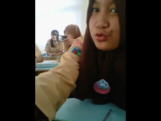Hijab my style;) call me anha not perfect ♥allah♥mamsky&papsky♥friends;) ♥4orang contact person:26FEFD85
