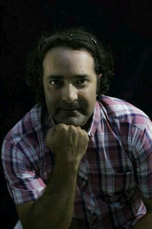 Realizador de vídeo, fotógrafo, creativo, community manager, amo de casa.