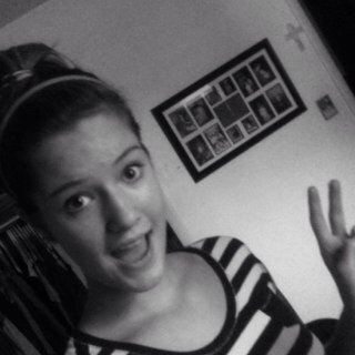 camrynreu's profile picture. 