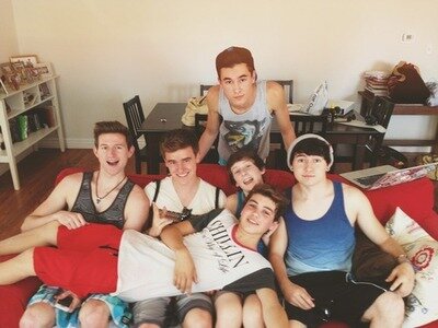 @ConnorFranta @RickyPDillon @SamPottorff @JcCaylen @TrevorMoran and @KianLawley are life enough said! 0/6