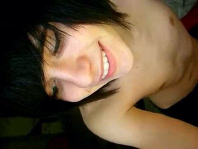 This is david. hes my life. i love him we have a kid and yeah hurt him i kill you! KAY! and i love him❤ ~ Cody   In his bed