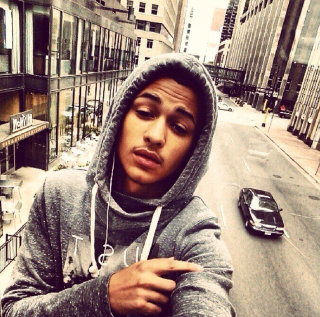 popamollysh's profile picture. EMAGINE