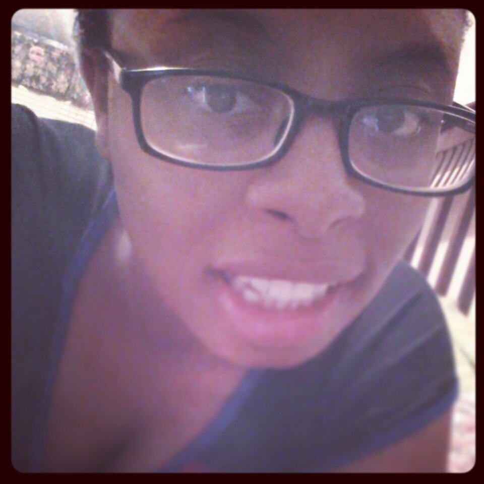 reTro_aSh21's profile picture. call me : !ASH! 
 hobbies : working, shopping, and parties 
 family : a bunch .. love them all 
 need too know more just ask me ! 
   3