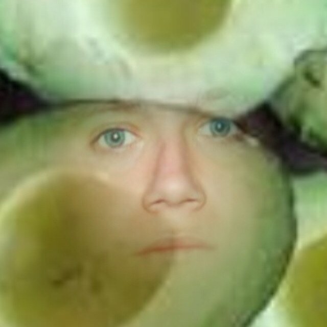Avocados123's profile picture. i just came out the ground