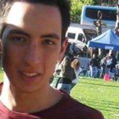 ''Seja feliz, hoje! Amanhã é uma ilusão. Ontem é uma lembrança.''