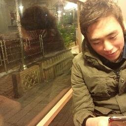 20대 항상 웃는 남자 대학생, 맞팔율 100%