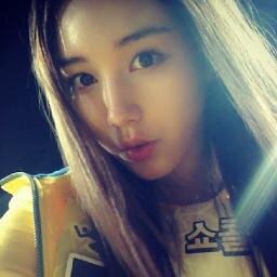 ` ↷ ✩ — Verified Roleplayer @paperstarsrp┊Chocolat's Tia ┊#97iner┊Mew mew mew mew mew I like Mingyu hahe ✩