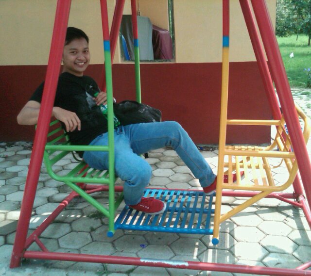 was born '92| taurus | simple | not perfect | hardworker | down to earth | \m|