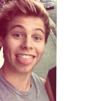 Free follow from @quirkyziam_ just bc ur fab :) ilysm. But follow @lukessmiles_ please :) she follows back ❤❤❤❤ ilysm just tryna help her out okay.