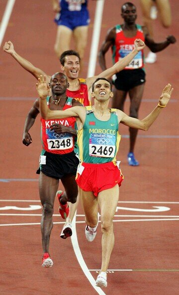 Runners......you know you wanna follow.Also read my blog!!