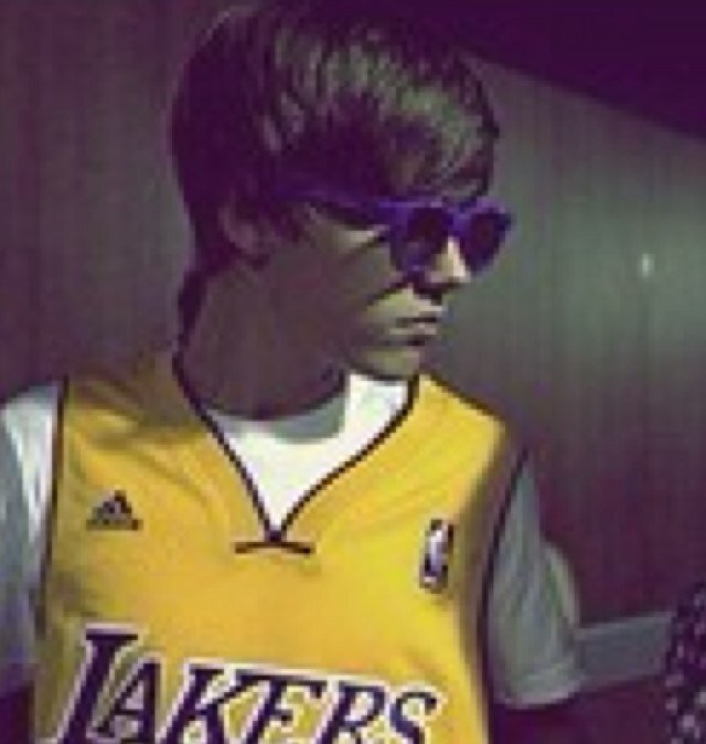 I'm saving my virginity for @justinbieber