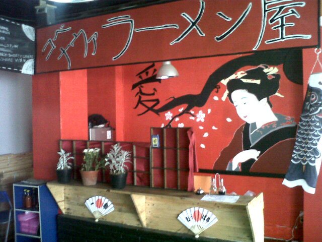 KobeNawaRamen's profile picture. Aneka Ramen Anti Mainstream di Bandung... Topingnya diproses dengan dibakar.. Unix is #RamenBurger #RamenBakar #RamenGoreng #RamenKari