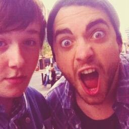 Paramore это не только участники группы. Я считаю так: Jeremy + Hayley + Taylor + PARAFAMILY = PARAMORE. Только так. Все потому что мы - СЕМЬЯ. #Parawhore