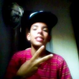 Ola, sou novo akii nessa area.. q puder ai me segui pfvr, jogo nas categorias de base do  ABC fc.quem quiser adcc meu facebook ta ai:http://t.co/kgHIBaQmwZ